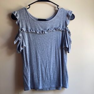 This gray top